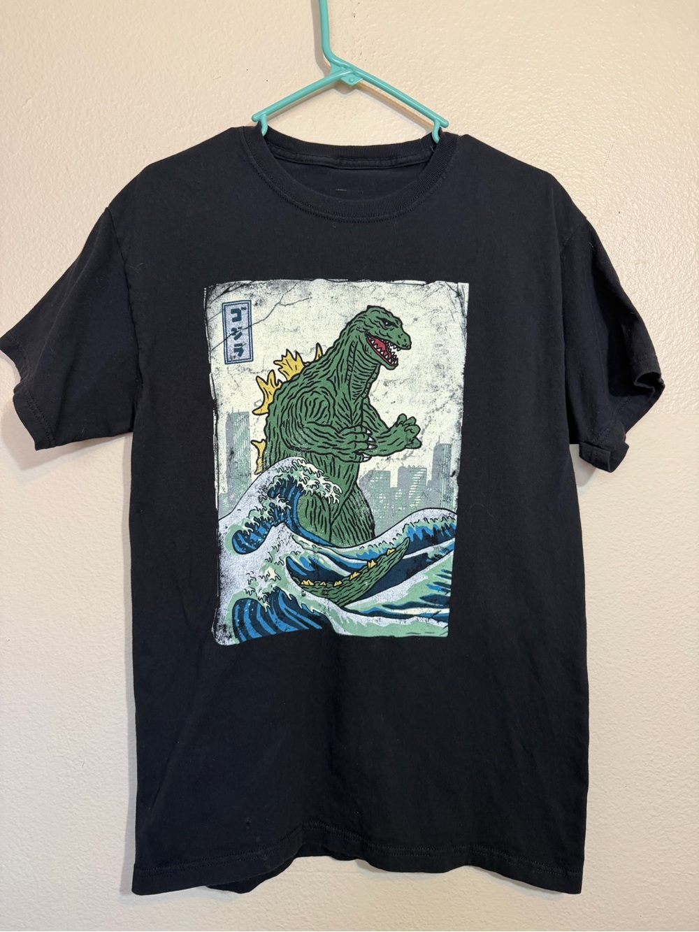 Godzilla T Shirt Men’s Medium Black Cotton Blend Movie Monster